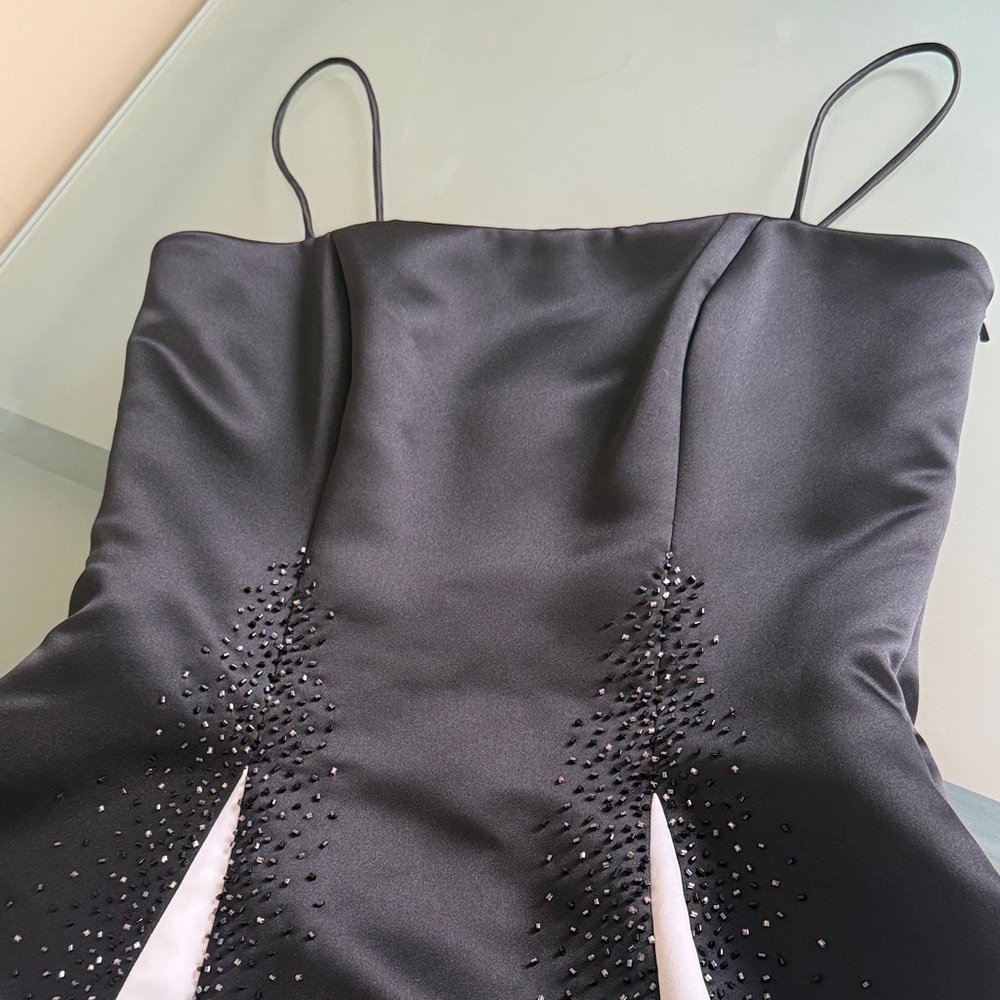 Cache Vintage Y2K Black and White Evening Gown with Sequined Beading Size 6 - Picture 11 of 11
